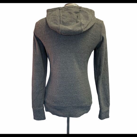 NWOT Bench grey logo pullover long sleeve shirt - Picture 2 of 6